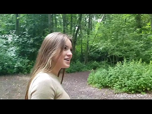 ❤️ Evelinari toki publiko batean izorratzen genuela proposatu nion! Baietz esan zuen. Orduan ipurdian izorratu eta ahoan esperma. Orduan bere burua haserretu zen. ☑ Izorra %eu.yinshuabang.topan